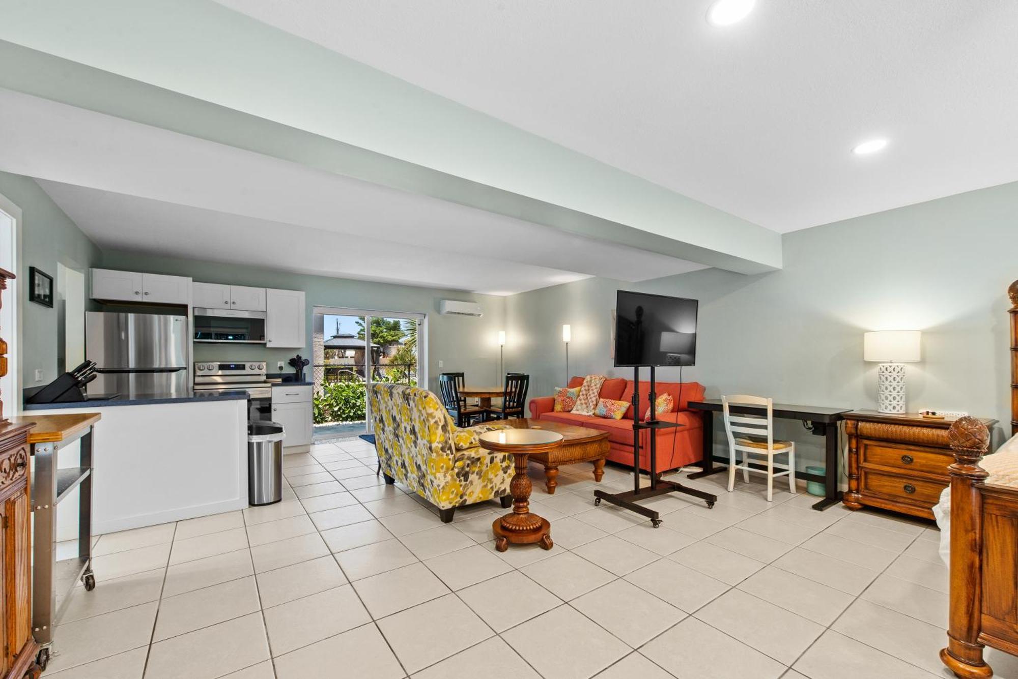 Seaside Oasis Studio With Heated Pool Appartement Fort Myers Beach Buitenkant foto